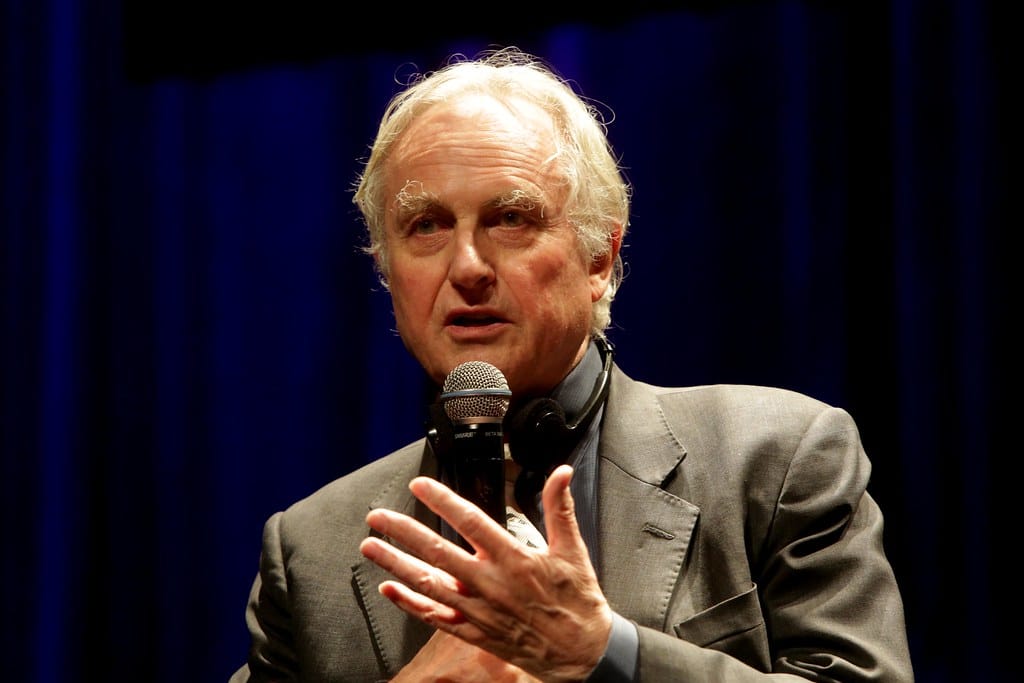 O controverso Richard Dawkins volta a gerar controvérsia