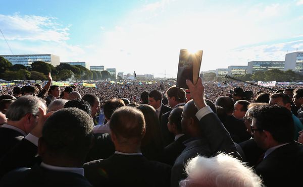 10 anos das jornadas de junho e os evangélicos, e outras notícias nacionais