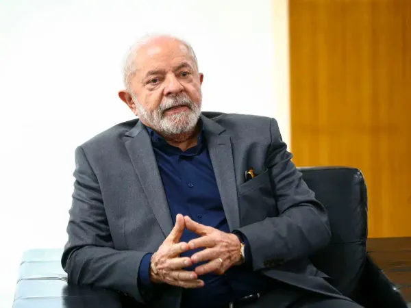 Lula pode dar mais isenção de impostos para Igrejas, e outras notícias nacionais