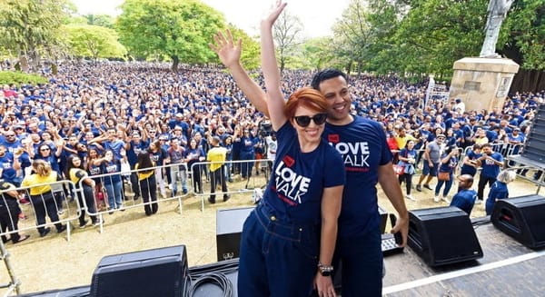 Caminhada do amor na Paulista é liderada pela filha de Edir Macedo