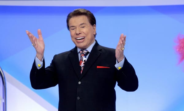 ​Silvio Santos: um homem público, um corpo religioso